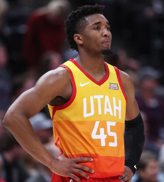 而后防线上 而后防线上